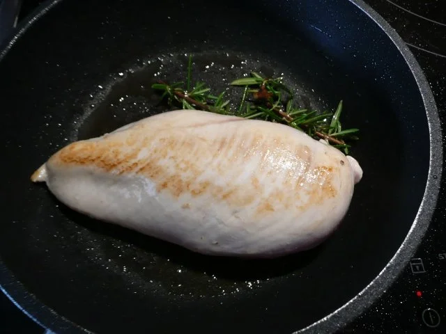 Orangen-Soße zu Hähnchenbrust und Tagliatelle , Salat der Saison - Rezept - Bild Nr. 5