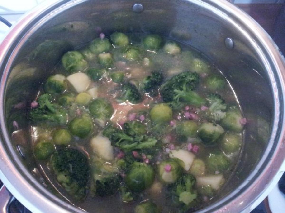 Rosenkohl-Broccolisuppe - Rezept - Bild Nr. 7