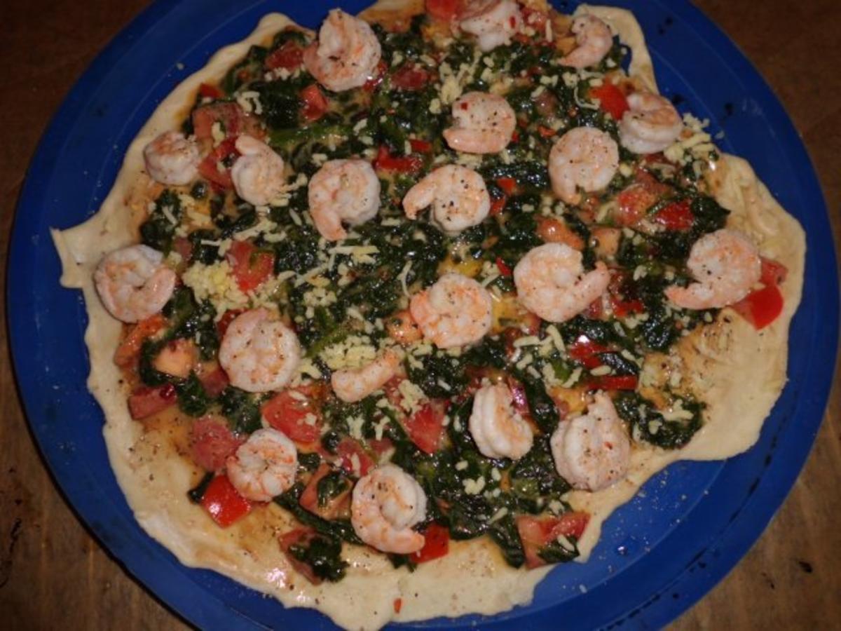 Pizza: Garnelen-Spinat-Pizza - Rezept - Bild Nr. 5