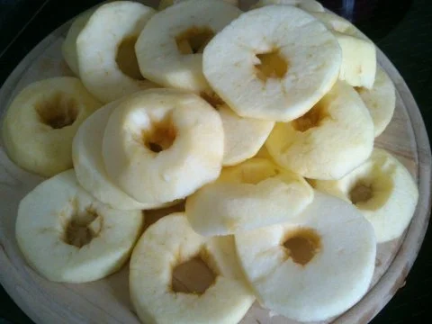 Rezept: Gebackene Apfelringe Bild Nr. 2 Gebackene Apfelringe - Rezept - Bild Nr. 2