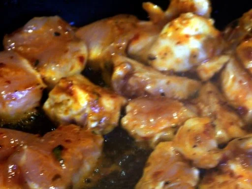 Rezept: Süss-scharfe Hähnchenbrust, Ofen-Rosmarin-Kartoffeln, bunte Ofentomaten Bild Nr. 13 Süss-scharfe Hähnchenbrust, Ofen-Rosmarin-Kartoffeln, bunte Ofentomaten - Rezept - Bild Nr. 13