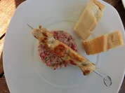 Hähnchenspieß auf Radi-Rucola-Tatar - Rezept