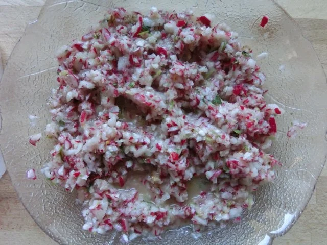 Hähnchenspieß auf Radi-Rucola-Tatar - Rezept - Bild Nr. 3