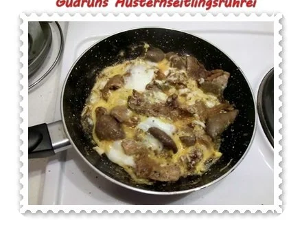 Rezept: Eier: Austernseitlingsrührei Bild Nr. 10 Eier: Austernseitlingsrührei - Rezept - Bild Nr. 10