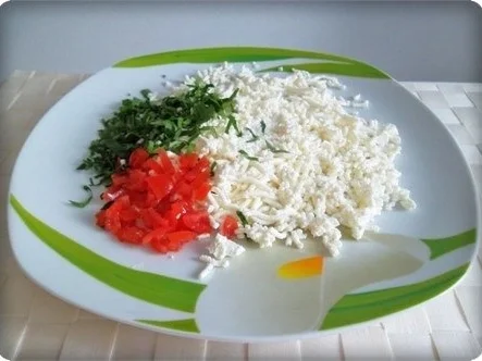 Frischkäse mit Tomaten, Hirse und Petersilie verfeinert - Rezept - Bild Nr. 8