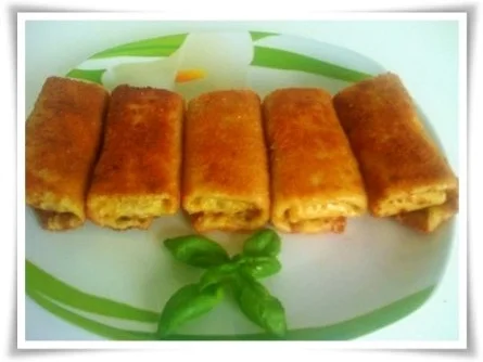 Pfannkuchen, gefüllt, gerollt, paniert und gebraten. - Rezept - Bild Nr. 2