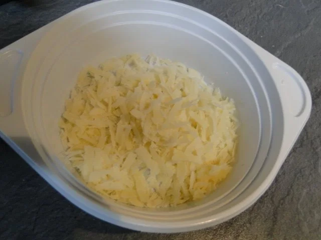 Rezept: Leckere knoblauchlastige Tomatensauce mit Speck und Zwiebeln und Bild Nr. 14 Leckere knoblauchlastige Tomatensauce mit Speck und Zwiebeln und - Rezept - Bild Nr. 14