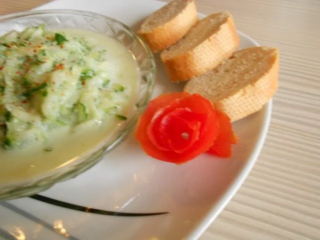 Rezept: Gurkensalat ala superkochhasi Bild Nr. 2 Gurkensalat ala superkochhasi - Rezept - Bild Nr. 2