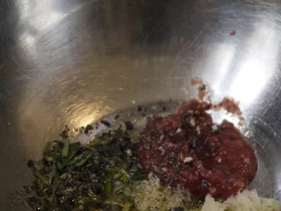 Rezept: Frühlingshafter Linsensalat mit mariniertem Halloumi Bild Nr. 2 Frühlingshafter Linsensalat mit mariniertem Halloumi - Rezept - Bild Nr. 2