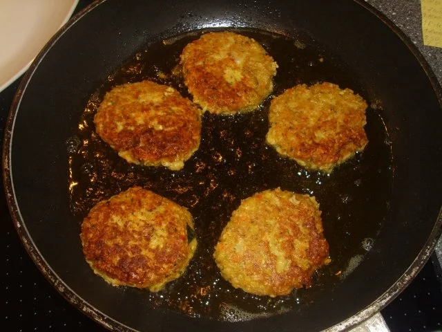 Rezept: Vegetarische Buletten Bild Nr. 6 Vegetarische Buletten - Rezept - Bild Nr. 6