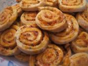 Fingerfood: Kräuterschnecken mit Schafskäsefüllung - Rezept