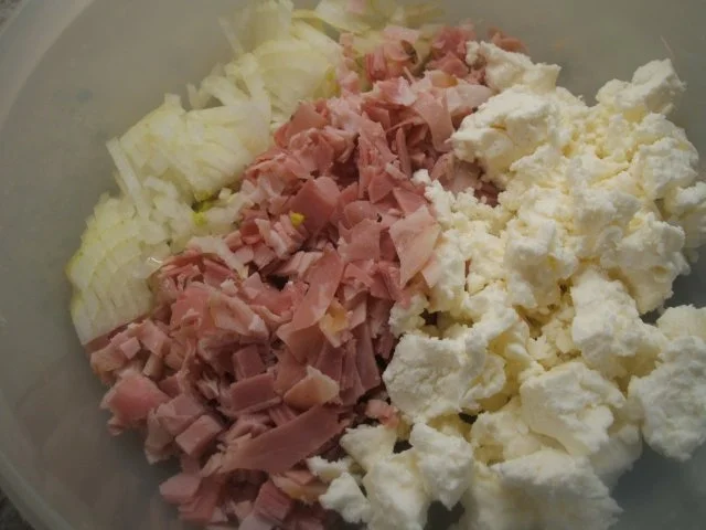 Rezept: Fingerfood: Kräuterschnecken mit Schafskäsefüllung Bild Nr. 7 Fingerfood: Kräuterschnecken mit Schafskäsefüllung - Rezept - Bild Nr. 7