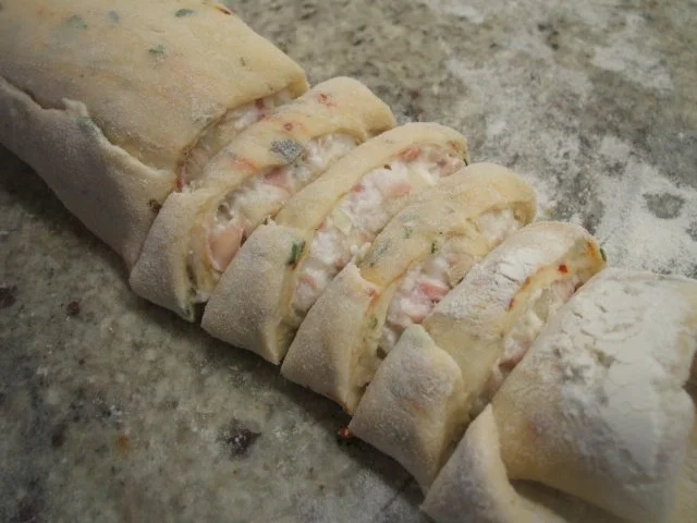 Rezept: Fingerfood: Kräuterschnecken mit Schafskäsefüllung Bild Nr. 9 Fingerfood: Kräuterschnecken mit Schafskäsefüllung - Rezept - Bild Nr. 9