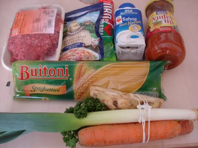 Spaghettini mit Bolognese à la Papa - Rezept - Bild Nr. 2