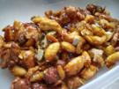 Pikanter Snack: Geröstete Nüsse mit Honig - Rezept