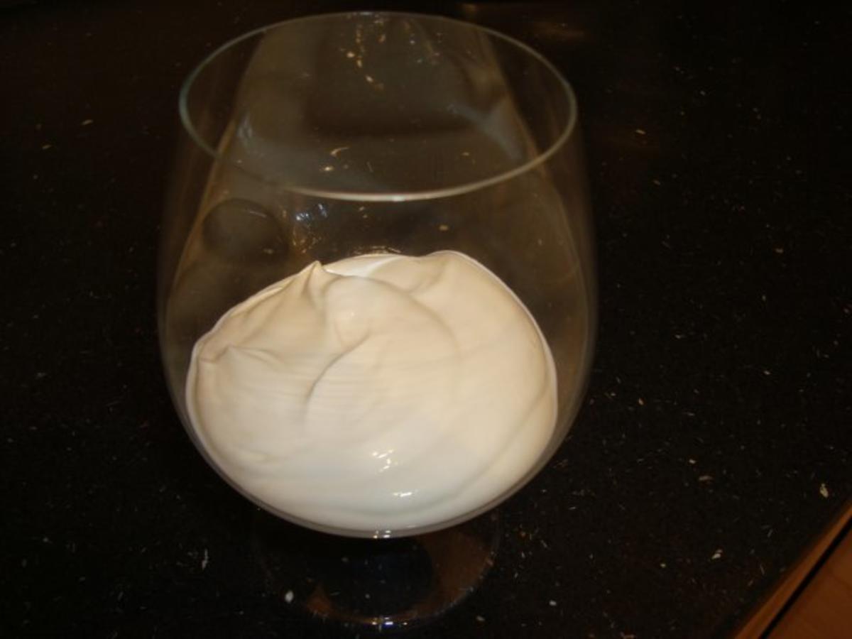 Knusperjoghurt mit Birnen-Zimt-Kompott - Rezept - Bild Nr. 5