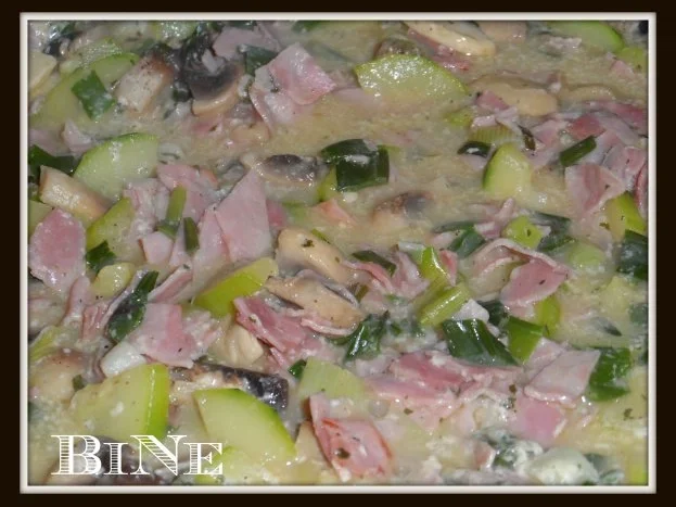 Rezept: BiNe` S PASTA - ZUCCHINIPFANNE Bild Nr. 5 BiNe` S PASTA - ZUCCHINIPFANNE - Rezept - Bild Nr. 5