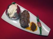 Rezept: Argentinisches Rumpsteak mit einer Backkartoffel an Sauerrahm Argentinisches Rumpsteak mit einer Backkartoffel an Sauerrahm - Rezept