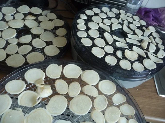 Rezept: Meine Gewürzmischungen : Petersilienwurzel - Salz - Mischung Bild Nr. 2 Meine Gewürzmischungen : Petersilienwurzel - Salz - Mischung - Rezept - Bild Nr. 2