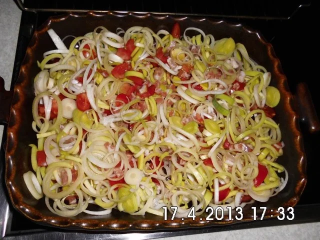 Rezept: Lauch-Tomaten-Gratin Bild Nr. 6 Lauch-Tomaten-Gratin - Rezept - Bild Nr. 6