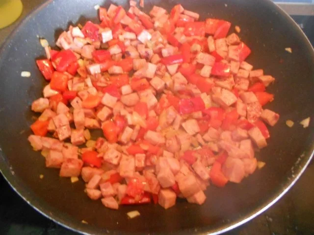 Rezept: Mein schnelles Wurstgulasch Bild Nr. 3 Mein schnelles Wurstgulasch - Rezept - Bild Nr. 3