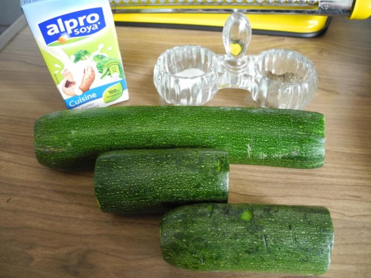 Gemüsebeilage : Zucchinigemüse - Rezept - Bild Nr. 3