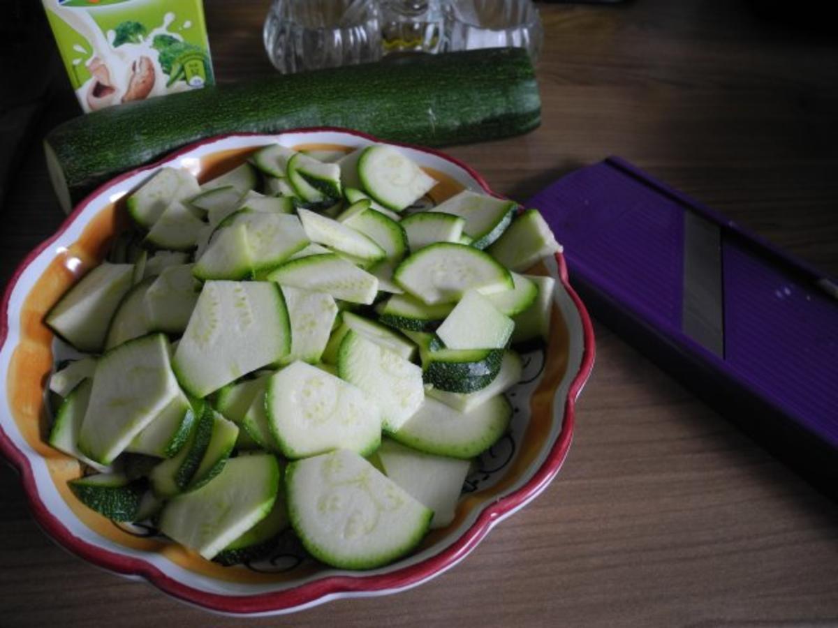 Gemüsebeilage : Zucchinigemüse - Rezept - Bild Nr. 4
