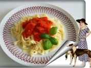 Rezept: Paprika-Tomaten- Peperonisauce fรผr Tagliatelle nach Art des Hauses Paprika-Tomaten- Peperonisauce fรผr Tagliatelle nach Art des Hauses - Rezept