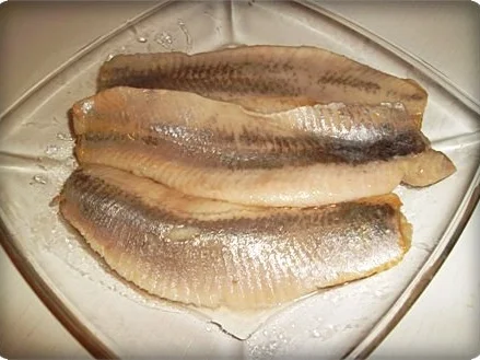 Rote Matjesfilets mit Eierscheiben - Rezept - Bild Nr. 4