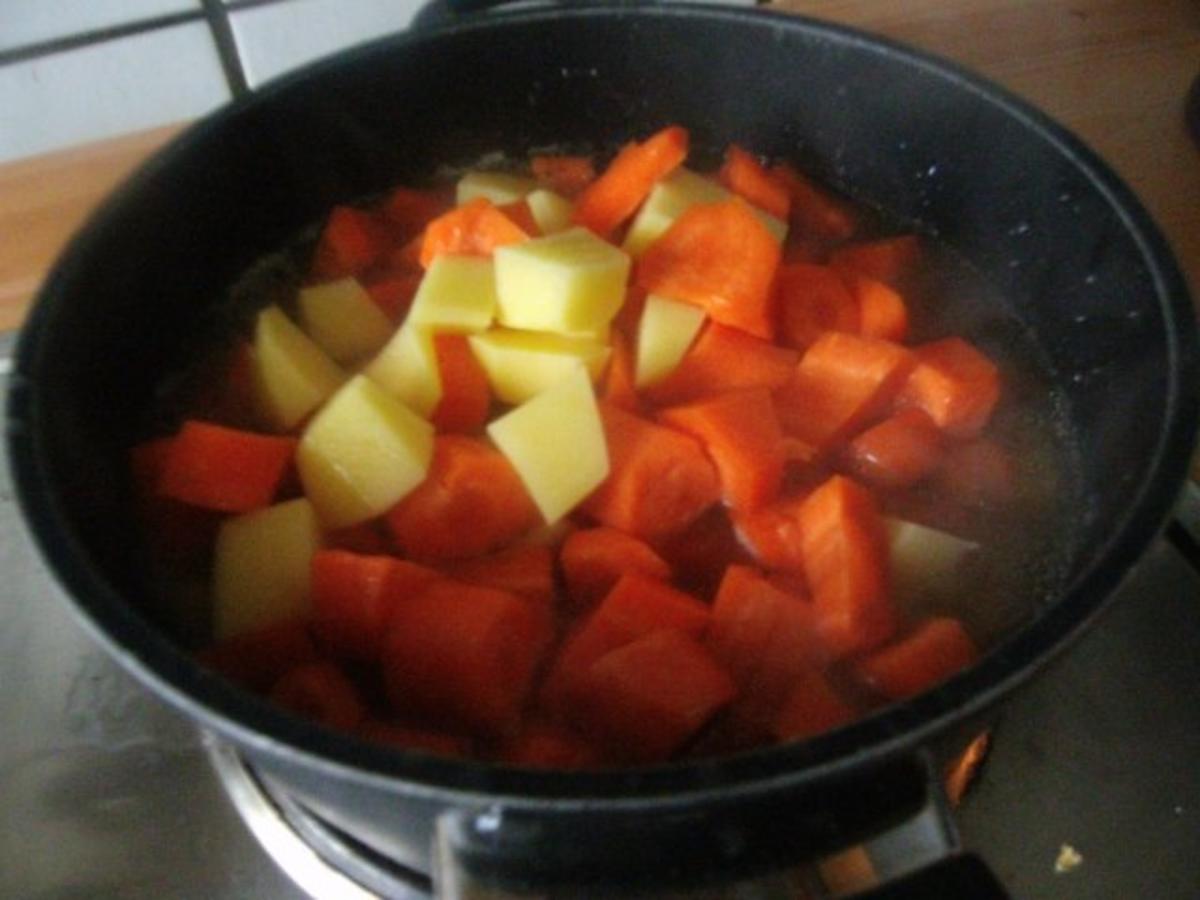 Kartoffel-Karottensuppe - Rezept - Bild Nr. 3