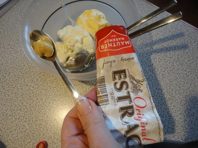 Rezept: Liptauer & Dekomäuschen... Bild Nr. 3 Liptauer & Dekomäuschen... - Rezept - Bild Nr. 3