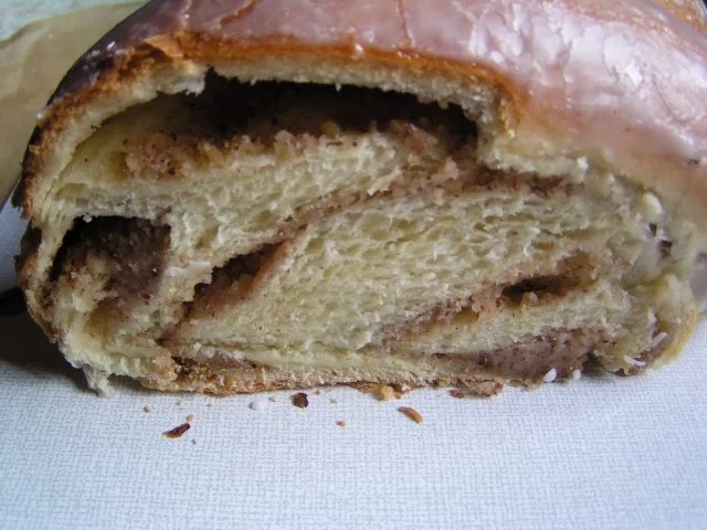 Rezept: Nuss-Marzipan-Zopf Bild Nr. 10 Nuss-Marzipan-Zopf - Rezept - Bild Nr. 10