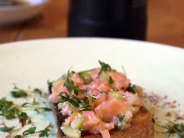 Bruschetta mit Kresse-Lachs - Rezept