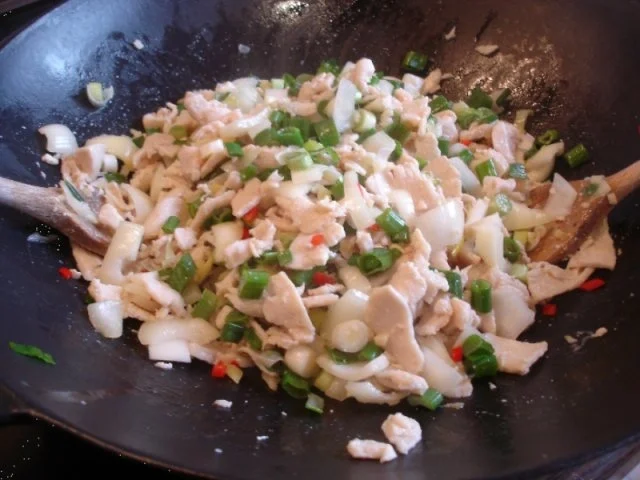 Hähnchenbrustfiletcurry im Wok mit Basmatireis - Rezept - Bild Nr. 13