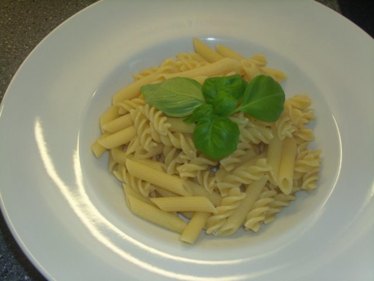 Pasta mit Spinat und Feta - Rezept - Bild Nr. 5