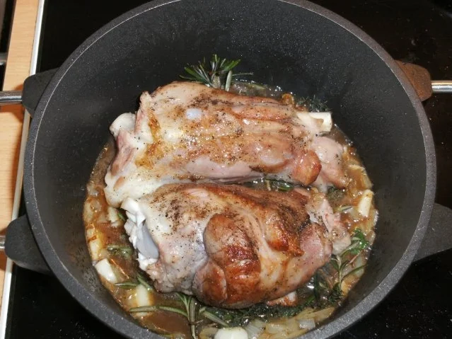 Fleisch: Lammhaxe im Kräuterbett - Rezept - Bild Nr. 4