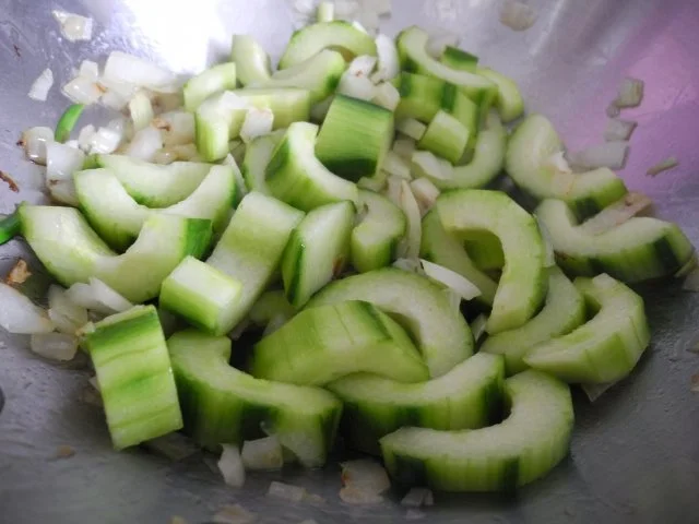 Rezept: Gemüsebeilage : Geschmorte Gurken Bild Nr. 6 Gemüsebeilage : Geschmorte Gurken - Rezept - Bild Nr. 6