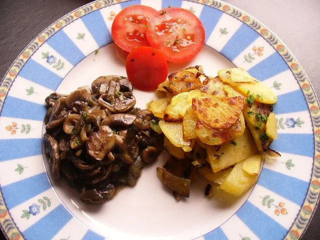 Bratkartoffeln mit Champignons - Rezept