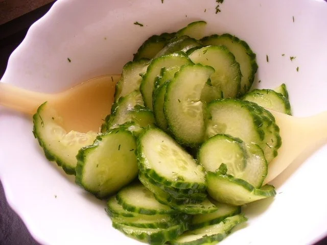 Rezept: deftige Bratkartoffeln mit Gurkensalat Bild Nr. 4 deftige Bratkartoffeln mit Gurkensalat - Rezept - Bild Nr. 4