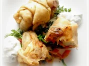 Rezept: Knusperwickel mit Frühlingsgemüse und Bärlauchdip Knusperwickel mit Frühlingsgemüse und Bärlauchdip - Rezept