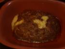 Hackbraten mit Käse gefüllt im Römertopf - Rezept