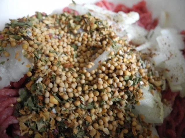 Rezept: Hackfleisch : ... mit Wirsing Bild Nr. 10 Hackfleisch : ... mit Wirsing - Rezept - Bild Nr. 10