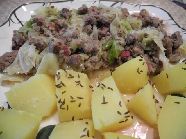 Rezept: Hackfleisch : ... mit Wirsing Bild Nr. 3 Hackfleisch : ... mit Wirsing - Rezept - Bild Nr. 3