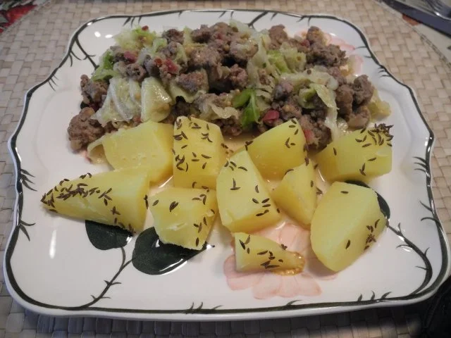 Rezept: Hackfleisch : ... mit Wirsing Bild Nr. 4 Hackfleisch : ... mit Wirsing - Rezept - Bild Nr. 4