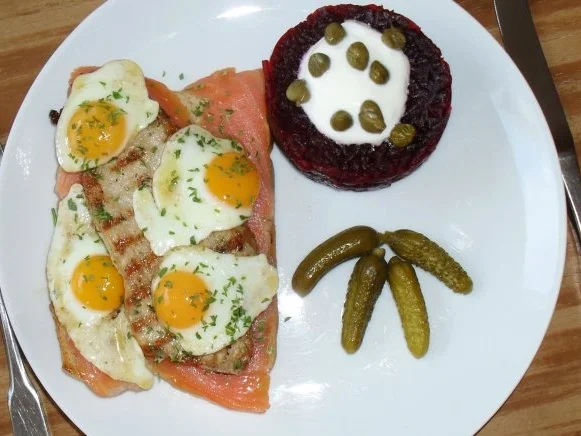 Schnitzel "Holsteiner Art" - Rezept - Bild Nr. 2