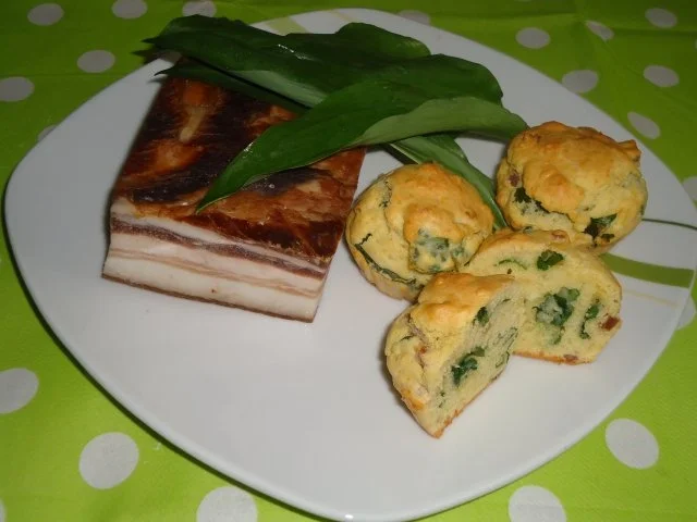 Rezept: Bärlauch-Speck-Muffins.... Bärlauch-Speck-Muffins.... - Rezept