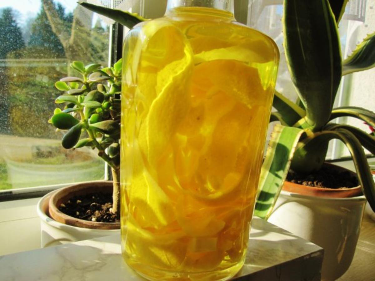 Zitronenlikör "Limoncello" - von selbst geernteten Zitronen - Rezept - Bild Nr. 5