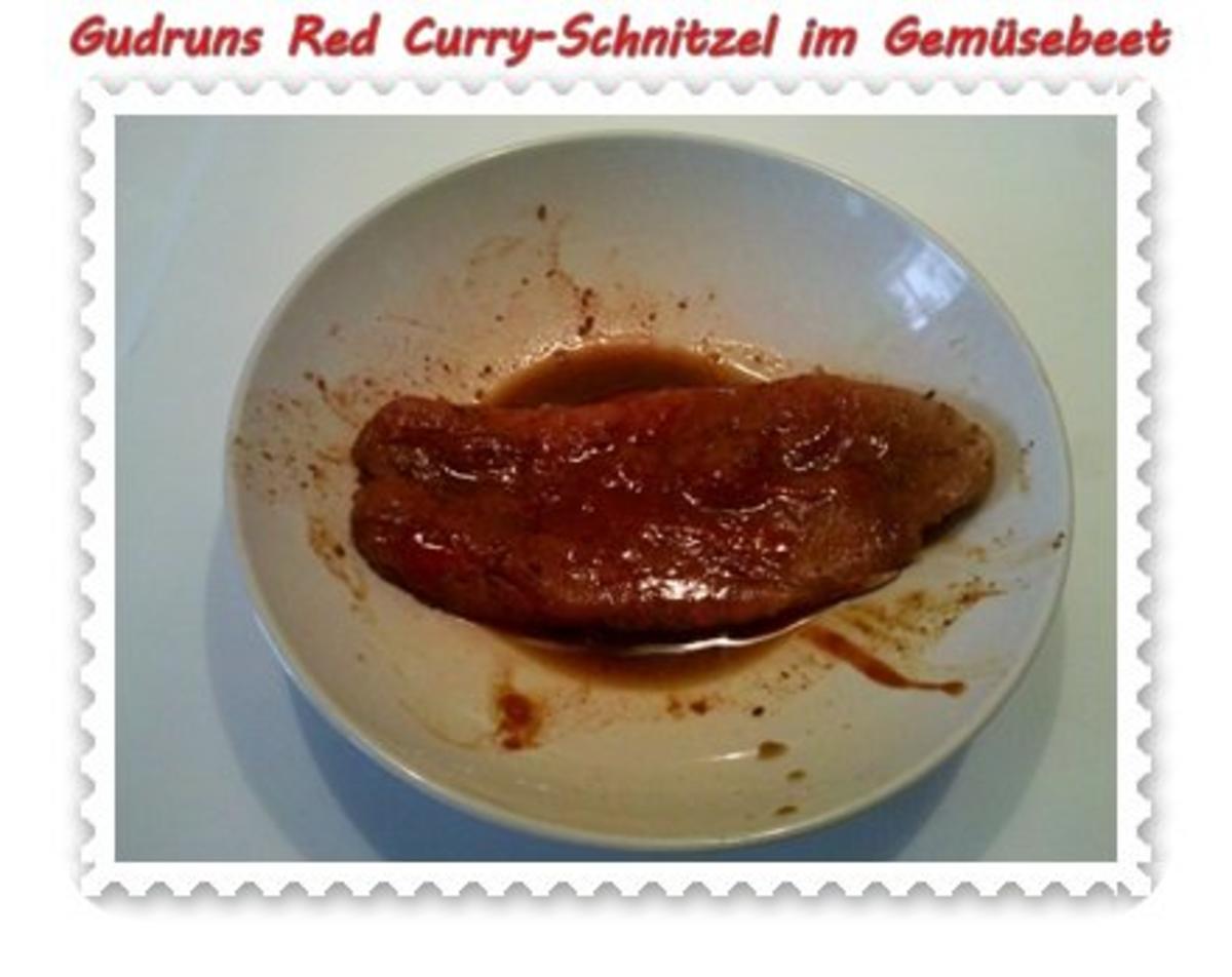 Auflauf: Red Curry-Schnitzel im Gemüsebeet - Rezept - Bild Nr. 3