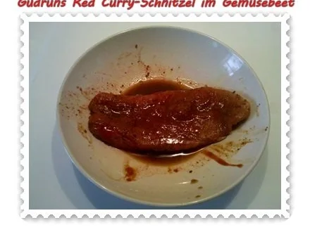 Rezept: Auflauf: Red Curry-Schnitzel im Gemüsebeet Bild Nr. 3 Auflauf: Red Curry-Schnitzel im Gemüsebeet - Rezept - Bild Nr. 3