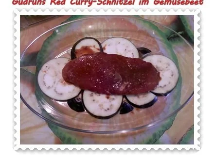 Rezept: Auflauf: Red Curry-Schnitzel im Gemüsebeet Bild Nr. 8 Auflauf: Red Curry-Schnitzel im Gemüsebeet - Rezept - Bild Nr. 8